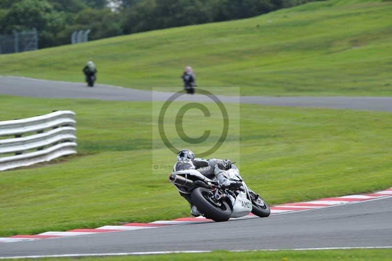 Motorcycle action photographs;Trackday digital images;event digital images;eventdigitalimages;no limits trackday;oulton park;oulton park circuit cheshire;oulton park photographs;peter wileman photography;trackday;trackday photos