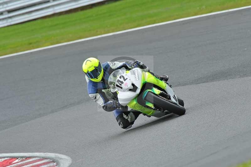 Motorcycle action photographs;Trackday digital images;event digital images;eventdigitalimages;no limits trackday;oulton park;oulton park circuit cheshire;oulton park photographs;peter wileman photography;trackday;trackday photos