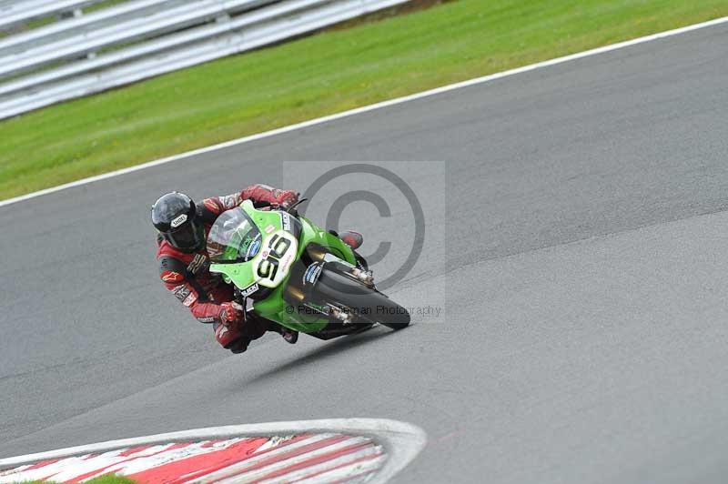 Motorcycle action photographs;Trackday digital images;event digital images;eventdigitalimages;no limits trackday;oulton park;oulton park circuit cheshire;oulton park photographs;peter wileman photography;trackday;trackday photos