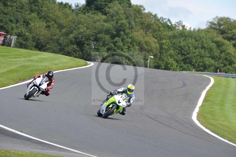 Motorcycle action photographs;Trackday digital images;event digital images;eventdigitalimages;no limits trackday;oulton park;oulton park circuit cheshire;oulton park photographs;peter wileman photography;trackday;trackday photos