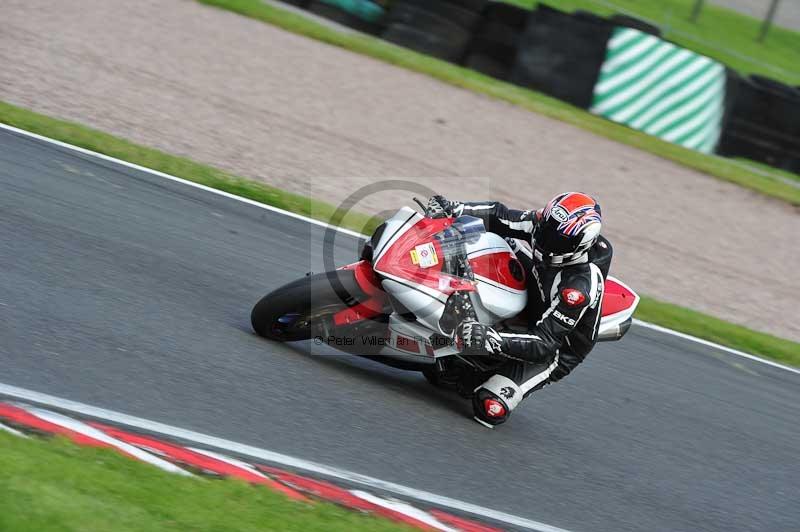 Motorcycle action photographs;Trackday digital images;event digital images;eventdigitalimages;no limits trackday;oulton park;oulton park circuit cheshire;oulton park photographs;peter wileman photography;trackday;trackday photos