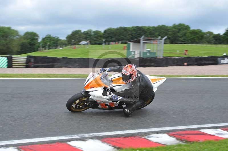 Motorcycle action photographs;Trackday digital images;event digital images;eventdigitalimages;no limits trackday;oulton park;oulton park circuit cheshire;oulton park photographs;peter wileman photography;trackday;trackday photos