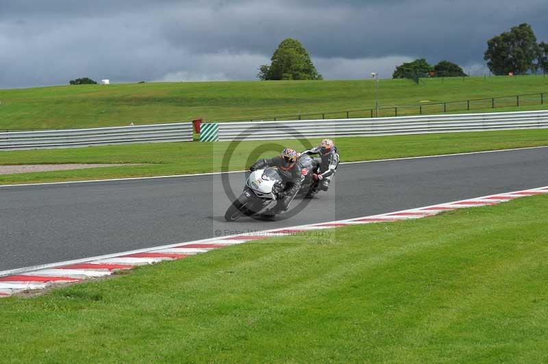 Motorcycle action photographs;Trackday digital images;event digital images;eventdigitalimages;no limits trackday;oulton park;oulton park circuit cheshire;oulton park photographs;peter wileman photography;trackday;trackday photos