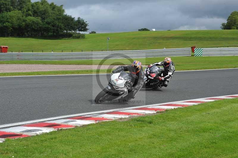 Motorcycle action photographs;Trackday digital images;event digital images;eventdigitalimages;no limits trackday;oulton park;oulton park circuit cheshire;oulton park photographs;peter wileman photography;trackday;trackday photos