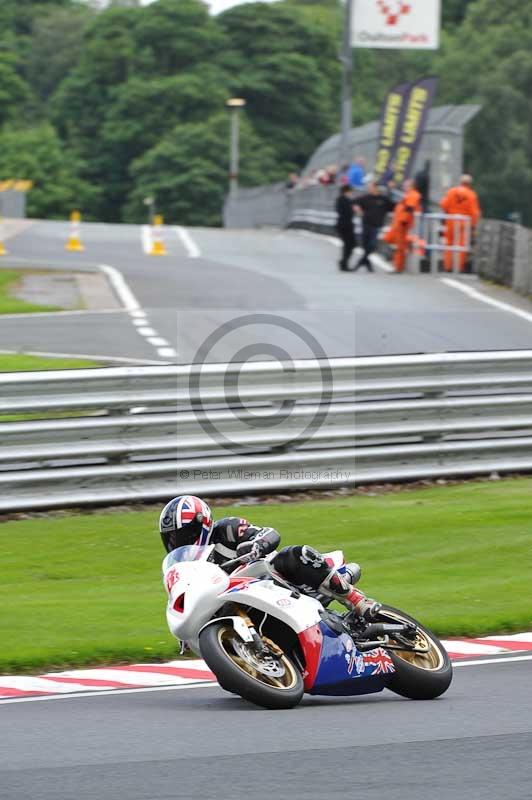 Motorcycle action photographs;Trackday digital images;event digital images;eventdigitalimages;no limits trackday;oulton park;oulton park circuit cheshire;oulton park photographs;peter wileman photography;trackday;trackday photos