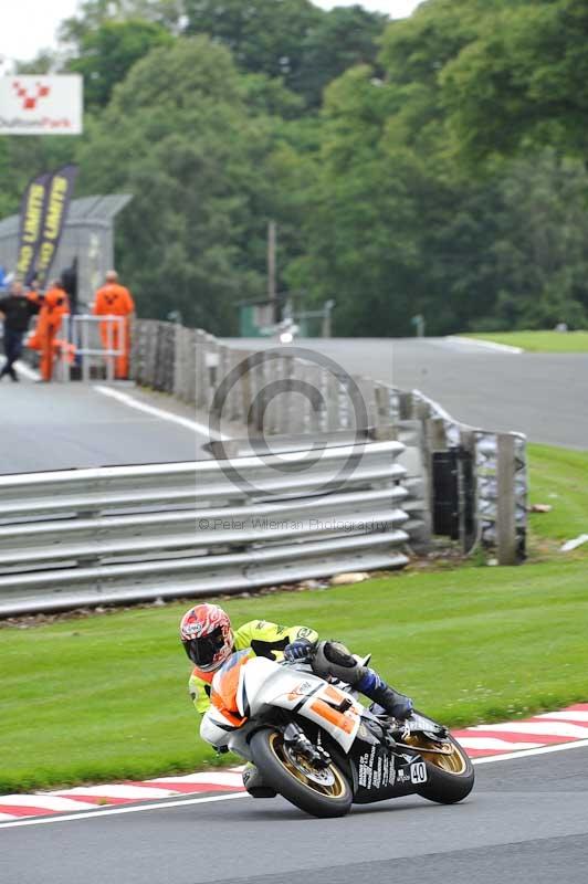 Motorcycle action photographs;Trackday digital images;event digital images;eventdigitalimages;no limits trackday;oulton park;oulton park circuit cheshire;oulton park photographs;peter wileman photography;trackday;trackday photos