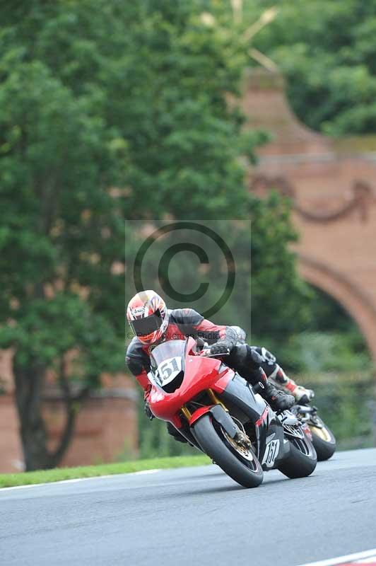 Motorcycle action photographs;Trackday digital images;event digital images;eventdigitalimages;no limits trackday;oulton park;oulton park circuit cheshire;oulton park photographs;peter wileman photography;trackday;trackday photos