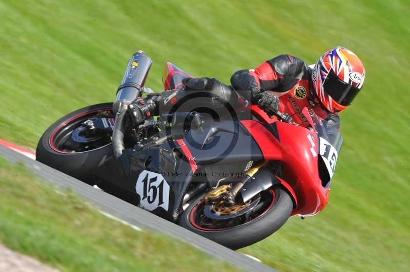 Motorcycle action photographs;Trackday digital images;event digital images;eventdigitalimages;no limits trackday;oulton park;oulton park circuit cheshire;oulton park photographs;peter wileman photography;trackday;trackday photos