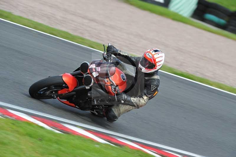 Motorcycle action photographs;Trackday digital images;event digital images;eventdigitalimages;no limits trackday;oulton park;oulton park circuit cheshire;oulton park photographs;peter wileman photography;trackday;trackday photos