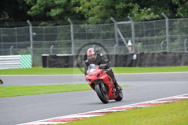 Motorcycle action photographs;Trackday digital images;event digital images;eventdigitalimages;no limits trackday;oulton park;oulton park circuit cheshire;oulton park photographs;peter wileman photography;trackday;trackday photos