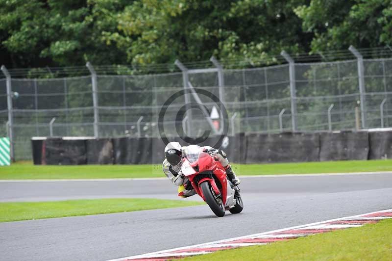 Motorcycle action photographs;Trackday digital images;event digital images;eventdigitalimages;no limits trackday;oulton park;oulton park circuit cheshire;oulton park photographs;peter wileman photography;trackday;trackday photos