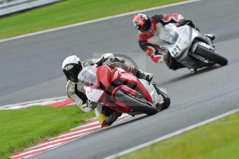 Motorcycle action photographs;Trackday digital images;event digital images;eventdigitalimages;no limits trackday;oulton park;oulton park circuit cheshire;oulton park photographs;peter wileman photography;trackday;trackday photos