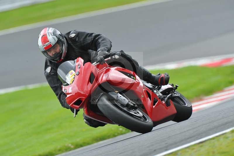 Motorcycle action photographs;Trackday digital images;event digital images;eventdigitalimages;no limits trackday;oulton park;oulton park circuit cheshire;oulton park photographs;peter wileman photography;trackday;trackday photos