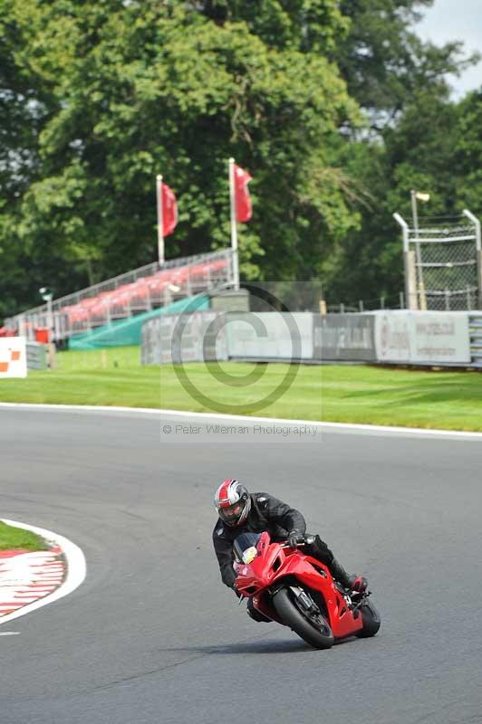 Motorcycle action photographs;Trackday digital images;event digital images;eventdigitalimages;no limits trackday;oulton park;oulton park circuit cheshire;oulton park photographs;peter wileman photography;trackday;trackday photos