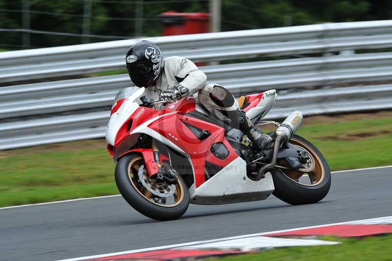 Motorcycle action photographs;Trackday digital images;event digital images;eventdigitalimages;no limits trackday;oulton park;oulton park circuit cheshire;oulton park photographs;peter wileman photography;trackday;trackday photos