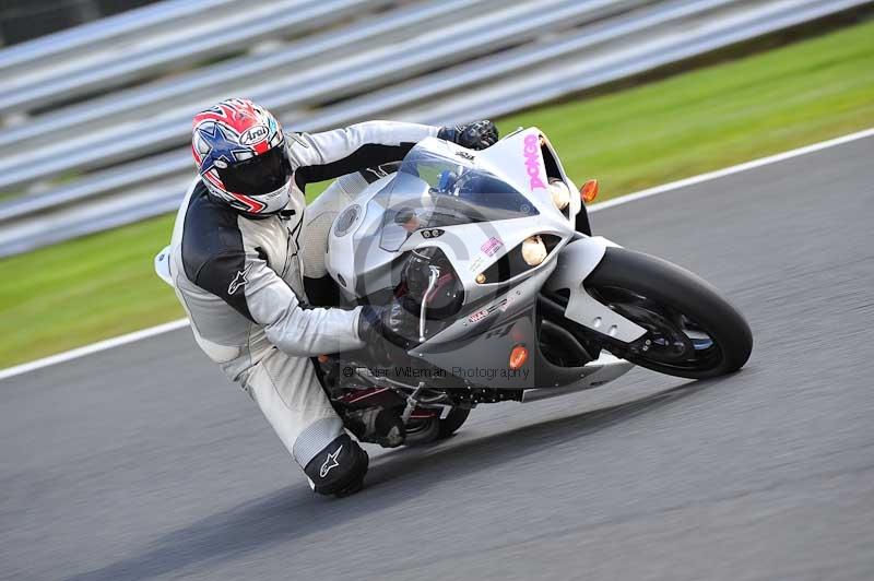 Motorcycle action photographs;Trackday digital images;event digital images;eventdigitalimages;no limits trackday;oulton park;oulton park circuit cheshire;oulton park photographs;peter wileman photography;trackday;trackday photos