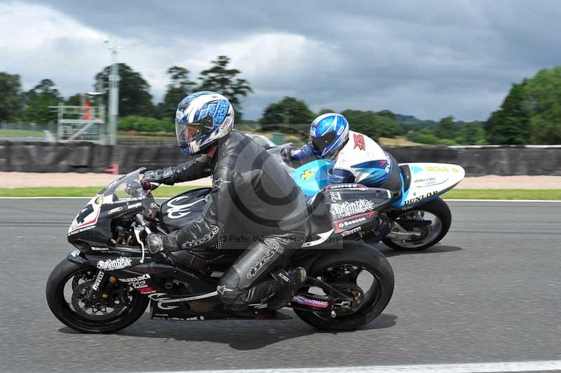 Motorcycle action photographs;Trackday digital images;event digital images;eventdigitalimages;no limits trackday;oulton park;oulton park circuit cheshire;oulton park photographs;peter wileman photography;trackday;trackday photos