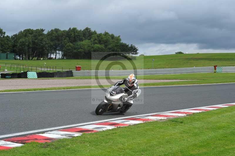 Motorcycle action photographs;Trackday digital images;event digital images;eventdigitalimages;no limits trackday;oulton park;oulton park circuit cheshire;oulton park photographs;peter wileman photography;trackday;trackday photos