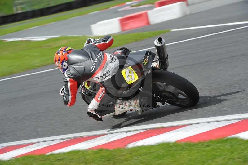 Motorcycle action photographs;Trackday digital images;event digital images;eventdigitalimages;no limits trackday;oulton park;oulton park circuit cheshire;oulton park photographs;peter wileman photography;trackday;trackday photos