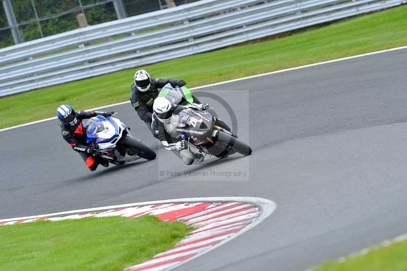 Motorcycle action photographs;Trackday digital images;event digital images;eventdigitalimages;no limits trackday;oulton park;oulton park circuit cheshire;oulton park photographs;peter wileman photography;trackday;trackday photos