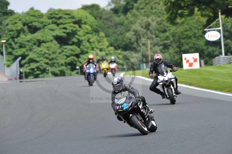 Motorcycle action photographs;Trackday digital images;event digital images;eventdigitalimages;no limits trackday;oulton park;oulton park circuit cheshire;oulton park photographs;peter wileman photography;trackday;trackday photos