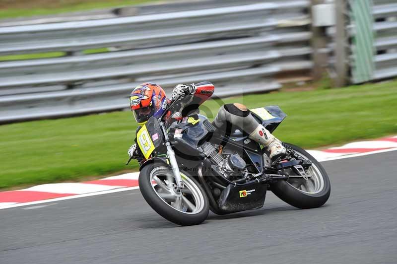 Motorcycle action photographs;Trackday digital images;event digital images;eventdigitalimages;no limits trackday;oulton park;oulton park circuit cheshire;oulton park photographs;peter wileman photography;trackday;trackday photos