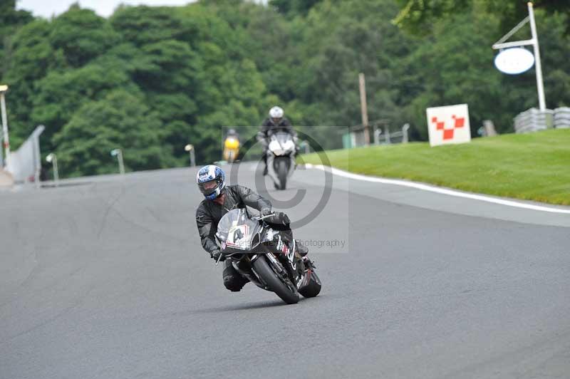 Motorcycle action photographs;Trackday digital images;event digital images;eventdigitalimages;no limits trackday;oulton park;oulton park circuit cheshire;oulton park photographs;peter wileman photography;trackday;trackday photos