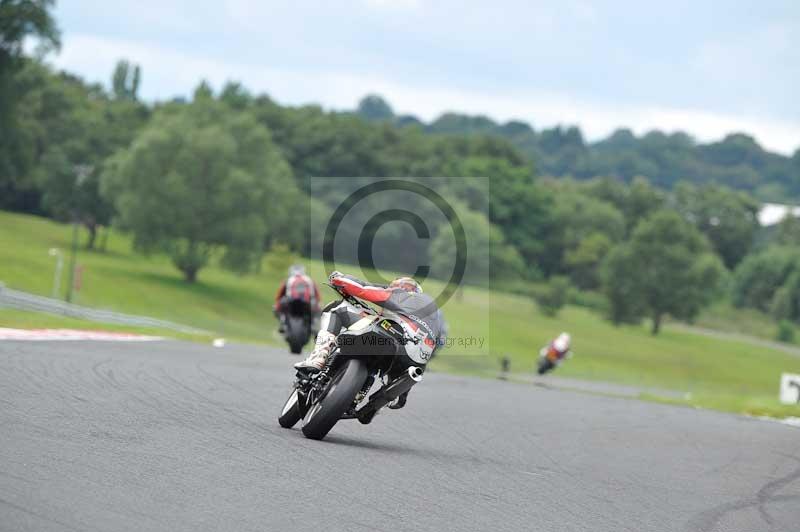 Motorcycle action photographs;Trackday digital images;event digital images;eventdigitalimages;no limits trackday;oulton park;oulton park circuit cheshire;oulton park photographs;peter wileman photography;trackday;trackday photos