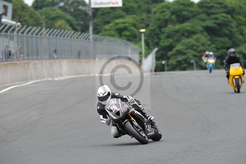 Motorcycle action photographs;Trackday digital images;event digital images;eventdigitalimages;no limits trackday;oulton park;oulton park circuit cheshire;oulton park photographs;peter wileman photography;trackday;trackday photos