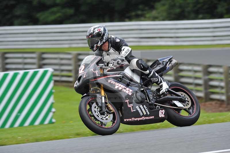 Motorcycle action photographs;Trackday digital images;event digital images;eventdigitalimages;no limits trackday;oulton park;oulton park circuit cheshire;oulton park photographs;peter wileman photography;trackday;trackday photos