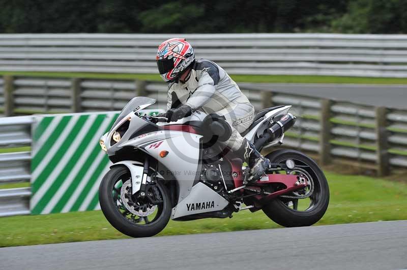 Motorcycle action photographs;Trackday digital images;event digital images;eventdigitalimages;no limits trackday;oulton park;oulton park circuit cheshire;oulton park photographs;peter wileman photography;trackday;trackday photos