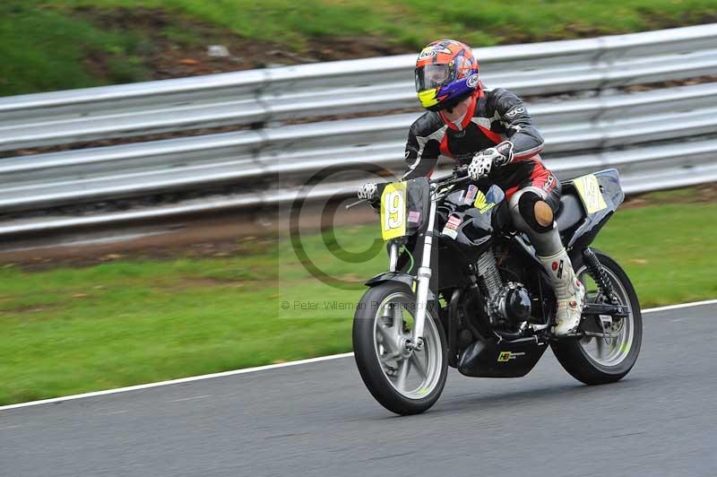 Motorcycle action photographs;Trackday digital images;event digital images;eventdigitalimages;no limits trackday;oulton park;oulton park circuit cheshire;oulton park photographs;peter wileman photography;trackday;trackday photos