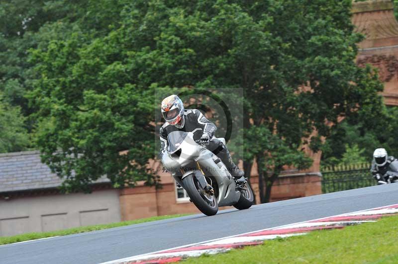 Motorcycle action photographs;Trackday digital images;event digital images;eventdigitalimages;no limits trackday;oulton park;oulton park circuit cheshire;oulton park photographs;peter wileman photography;trackday;trackday photos