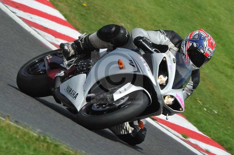 Motorcycle action photographs;Trackday digital images;event digital images;eventdigitalimages;no limits trackday;oulton park;oulton park circuit cheshire;oulton park photographs;peter wileman photography;trackday;trackday photos