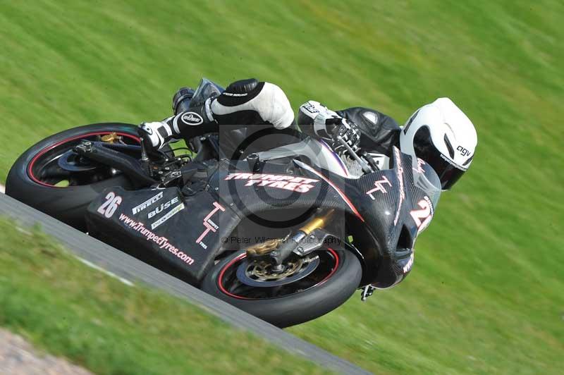 Motorcycle action photographs;Trackday digital images;event digital images;eventdigitalimages;no limits trackday;oulton park;oulton park circuit cheshire;oulton park photographs;peter wileman photography;trackday;trackday photos