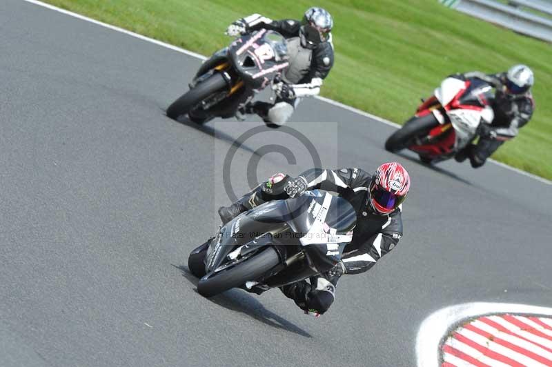 Motorcycle action photographs;Trackday digital images;event digital images;eventdigitalimages;no limits trackday;oulton park;oulton park circuit cheshire;oulton park photographs;peter wileman photography;trackday;trackday photos