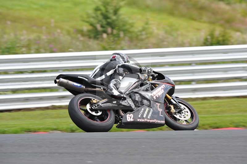 Motorcycle action photographs;Trackday digital images;event digital images;eventdigitalimages;no limits trackday;oulton park;oulton park circuit cheshire;oulton park photographs;peter wileman photography;trackday;trackday photos