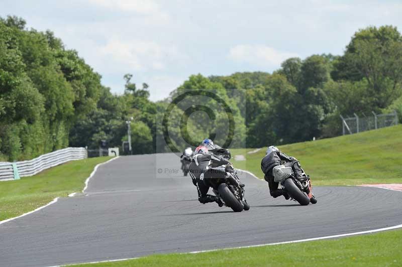 Motorcycle action photographs;Trackday digital images;event digital images;eventdigitalimages;no limits trackday;oulton park;oulton park circuit cheshire;oulton park photographs;peter wileman photography;trackday;trackday photos