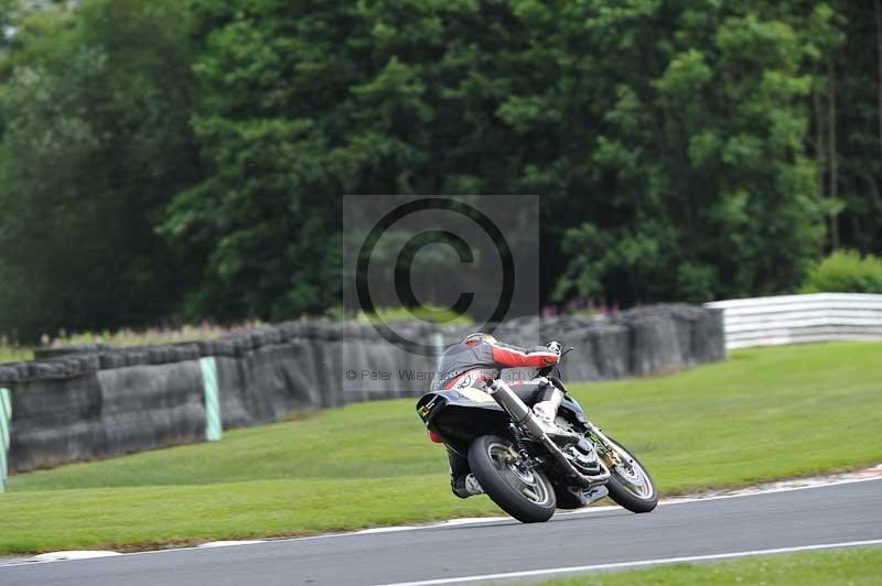 Motorcycle action photographs;Trackday digital images;event digital images;eventdigitalimages;no limits trackday;oulton park;oulton park circuit cheshire;oulton park photographs;peter wileman photography;trackday;trackday photos