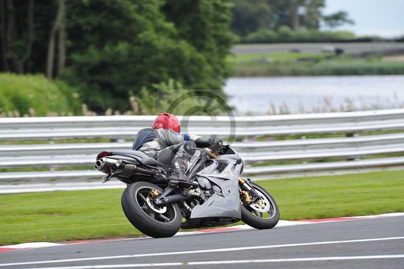 Motorcycle action photographs;Trackday digital images;event digital images;eventdigitalimages;no limits trackday;oulton park;oulton park circuit cheshire;oulton park photographs;peter wileman photography;trackday;trackday photos