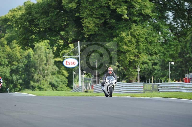 Motorcycle action photographs;Trackday digital images;event digital images;eventdigitalimages;no limits trackday;oulton park;oulton park circuit cheshire;oulton park photographs;peter wileman photography;trackday;trackday photos