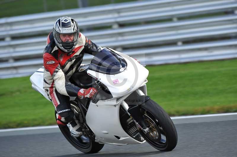 Motorcycle action photographs;Trackday digital images;event digital images;eventdigitalimages;no limits trackday;oulton park;oulton park circuit cheshire;oulton park photographs;peter wileman photography;trackday;trackday photos