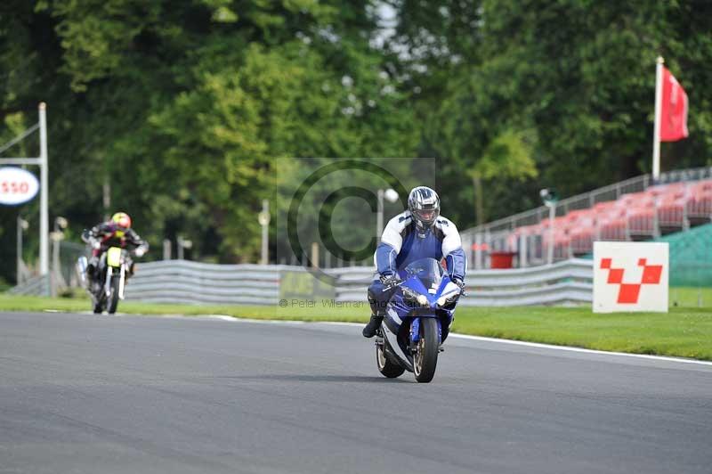 Motorcycle action photographs;Trackday digital images;event digital images;eventdigitalimages;no limits trackday;oulton park;oulton park circuit cheshire;oulton park photographs;peter wileman photography;trackday;trackday photos