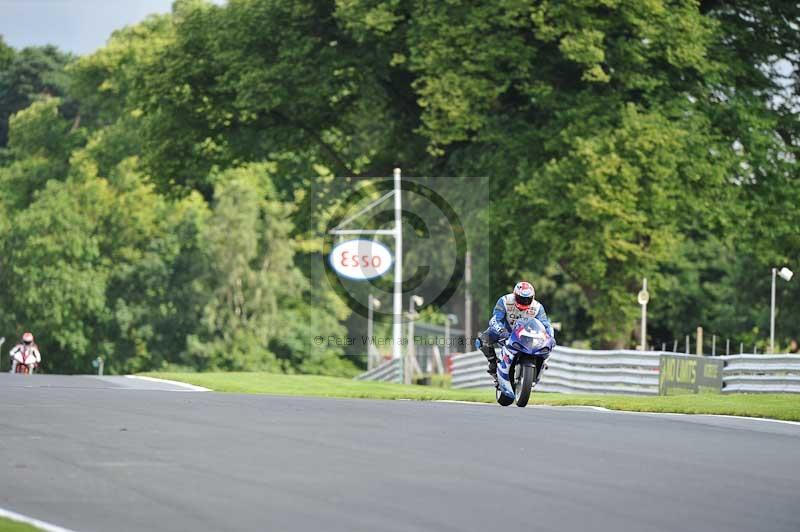 Motorcycle action photographs;Trackday digital images;event digital images;eventdigitalimages;no limits trackday;oulton park;oulton park circuit cheshire;oulton park photographs;peter wileman photography;trackday;trackday photos