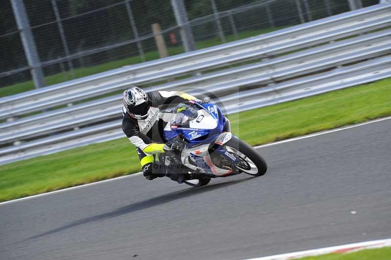 Motorcycle action photographs;Trackday digital images;event digital images;eventdigitalimages;no limits trackday;oulton park;oulton park circuit cheshire;oulton park photographs;peter wileman photography;trackday;trackday photos