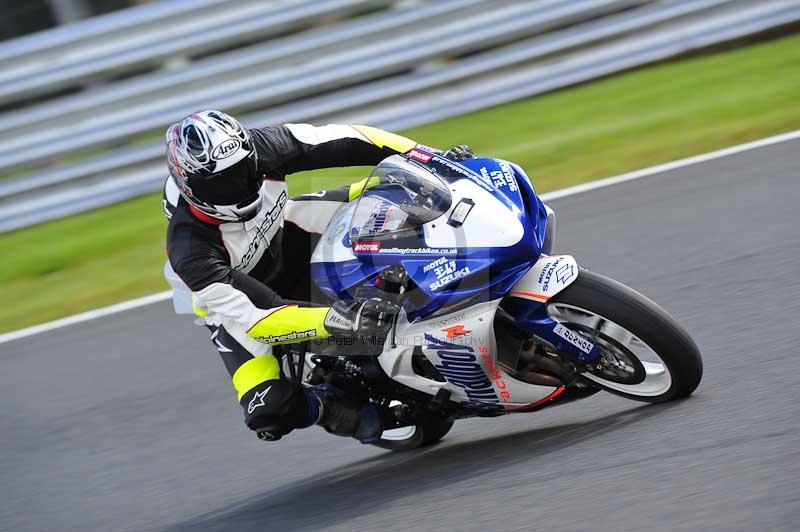 Motorcycle action photographs;Trackday digital images;event digital images;eventdigitalimages;no limits trackday;oulton park;oulton park circuit cheshire;oulton park photographs;peter wileman photography;trackday;trackday photos