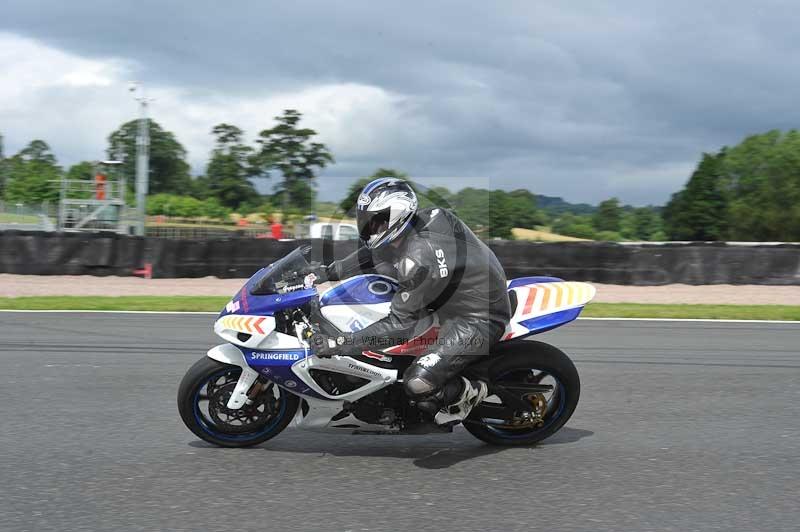 Motorcycle action photographs;Trackday digital images;event digital images;eventdigitalimages;no limits trackday;oulton park;oulton park circuit cheshire;oulton park photographs;peter wileman photography;trackday;trackday photos