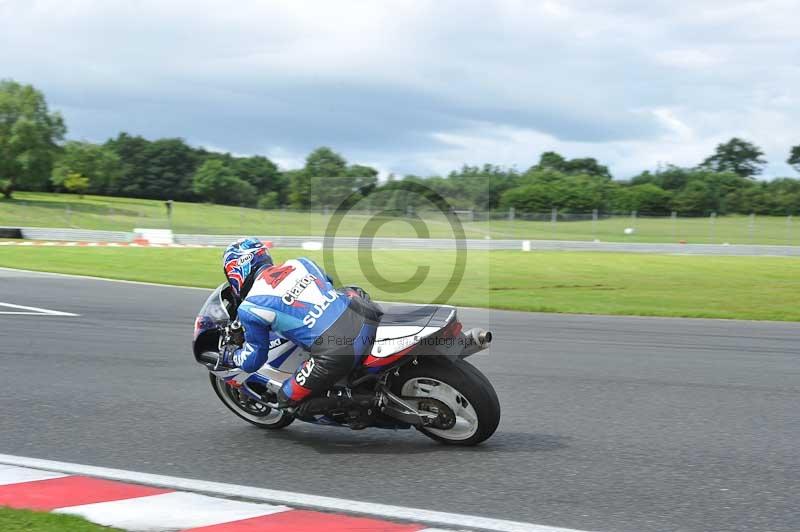 Motorcycle action photographs;Trackday digital images;event digital images;eventdigitalimages;no limits trackday;oulton park;oulton park circuit cheshire;oulton park photographs;peter wileman photography;trackday;trackday photos