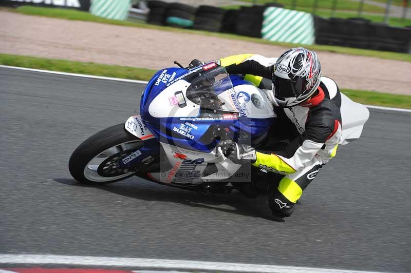 Motorcycle action photographs;Trackday digital images;event digital images;eventdigitalimages;no limits trackday;oulton park;oulton park circuit cheshire;oulton park photographs;peter wileman photography;trackday;trackday photos