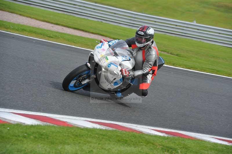 Motorcycle action photographs;Trackday digital images;event digital images;eventdigitalimages;no limits trackday;oulton park;oulton park circuit cheshire;oulton park photographs;peter wileman photography;trackday;trackday photos